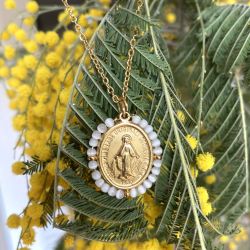 Palas Collier médaille Santa Maria Blanc nacré
