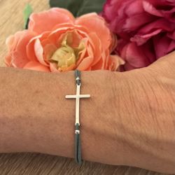 Bracelet élastique vert Croix argentée