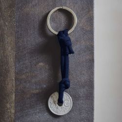 Porte clé Le Sou Français  - bleu marine
