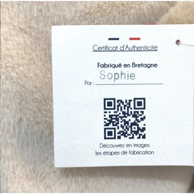Certificat d'authenticité unique : nom des couturières et date de fabrication