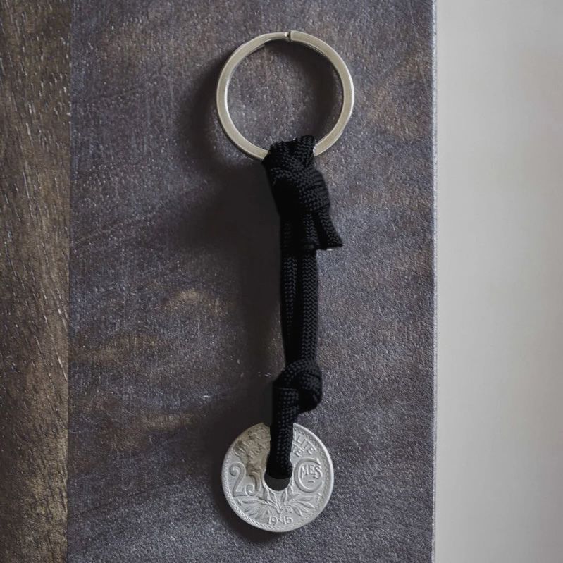 Porte clé Le Sou Français  - noir